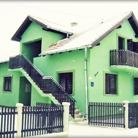 Gajic Apartment Kostolic מראה חיצוני תמונה