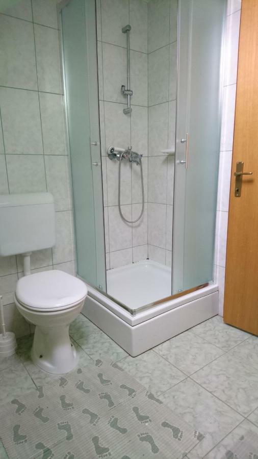 Gajic Apartment Kostolic מראה חיצוני תמונה